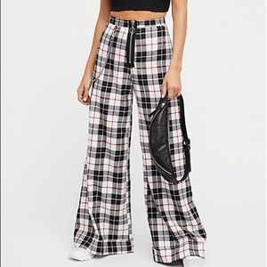 Wideleg Plaid Pants